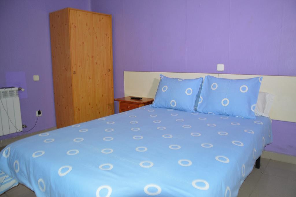 Pension Navarra Madrid Extérieur photo